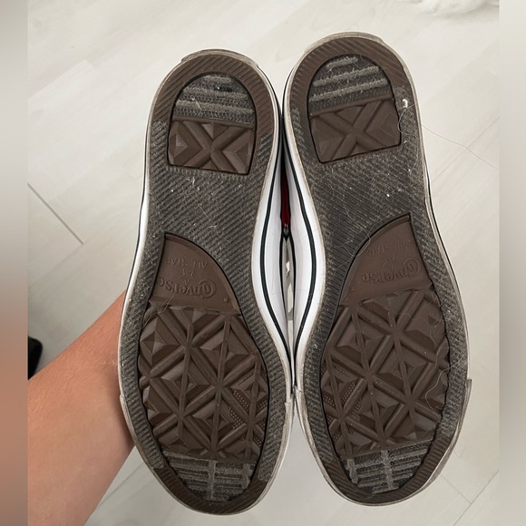 Gently Used Red Converse Ctas Classic Low Top Sneakers Woman’s Size 6 Canvas - Picture 8 of 9